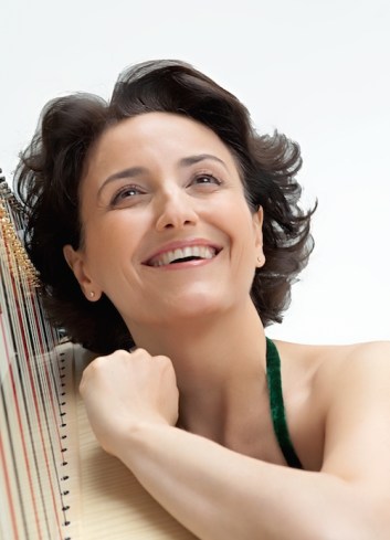 Isabelle Moretti, harpiste, Paris, 2009.